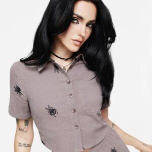 NEW Disturbia Womens Stag Beetle Embroidered Button Up Shirt, US 6 NWT